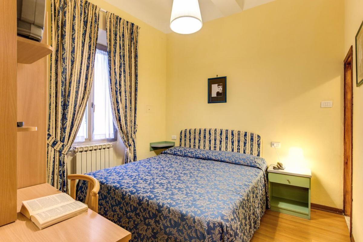 Hotel Romagna Флоренция Екстериор снимка